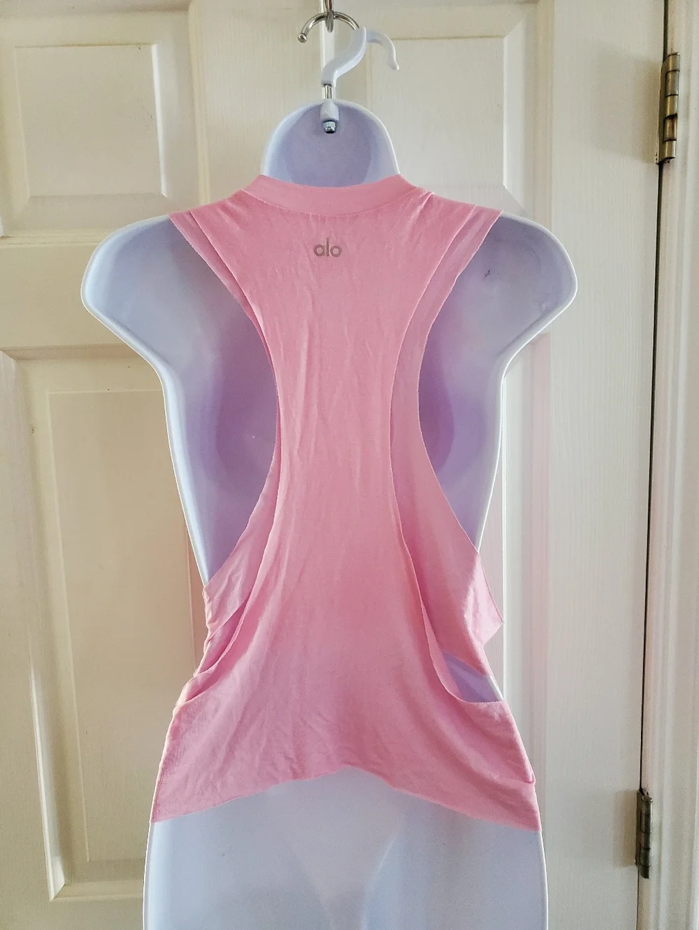 Alo Cool Elements Tank in Flamingo Size Small